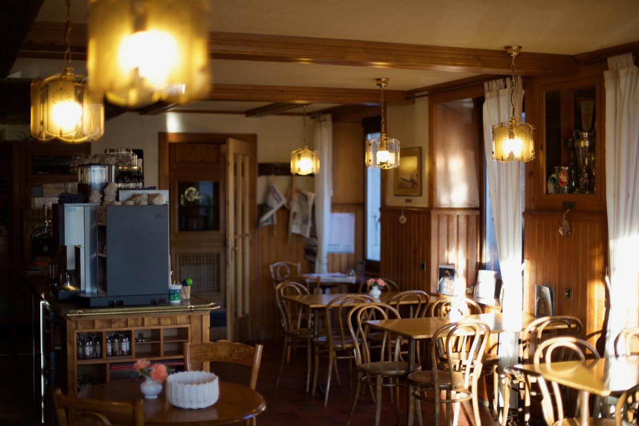 Hotel De La Truite & Spa Le Petit Nautilus Le Pont Екстер'єр фото
