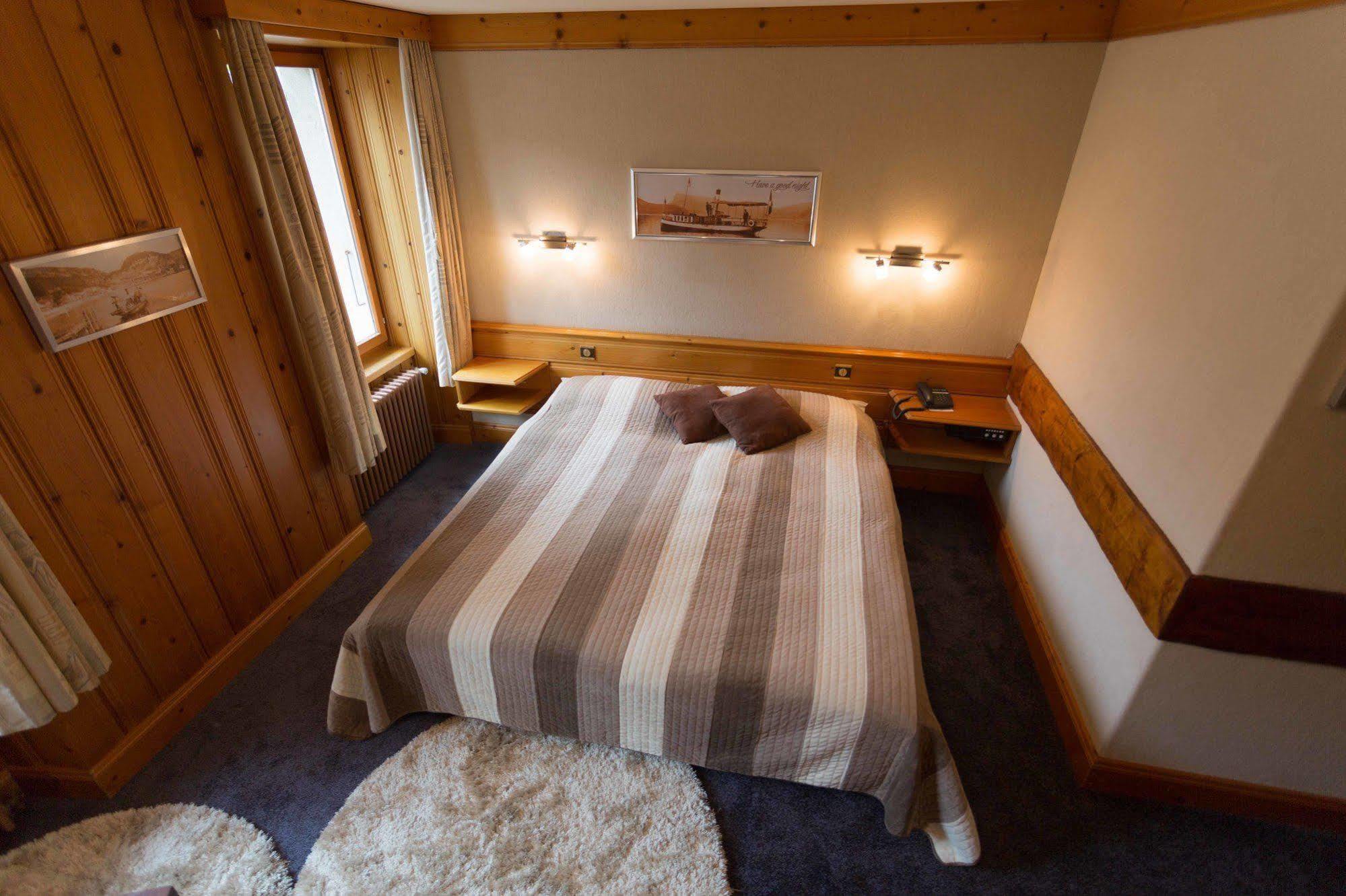Hotel De La Truite & Spa Le Petit Nautilus Le Pont Екстер'єр фото
