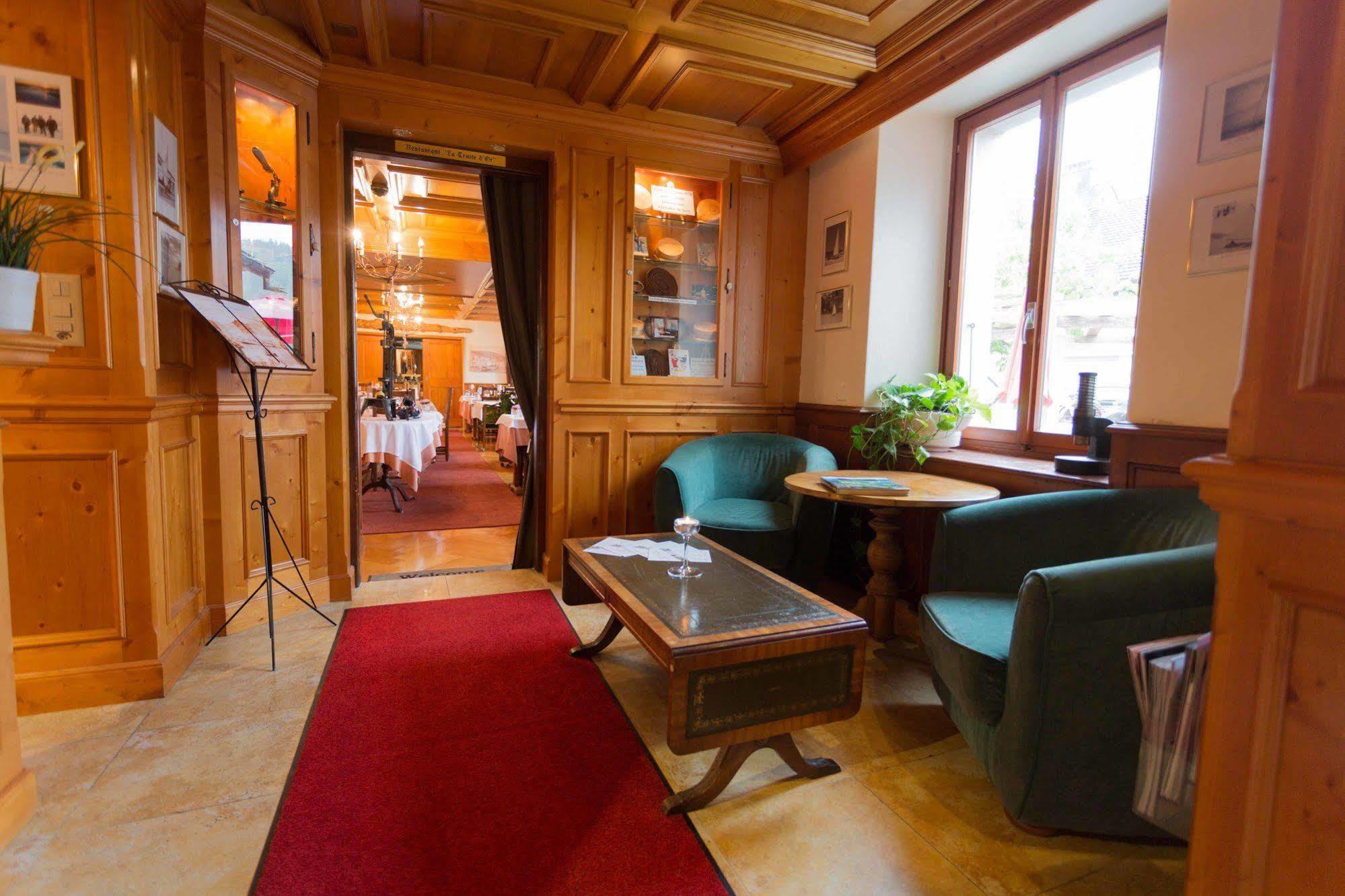 Hotel De La Truite & Spa Le Petit Nautilus Le Pont Екстер'єр фото